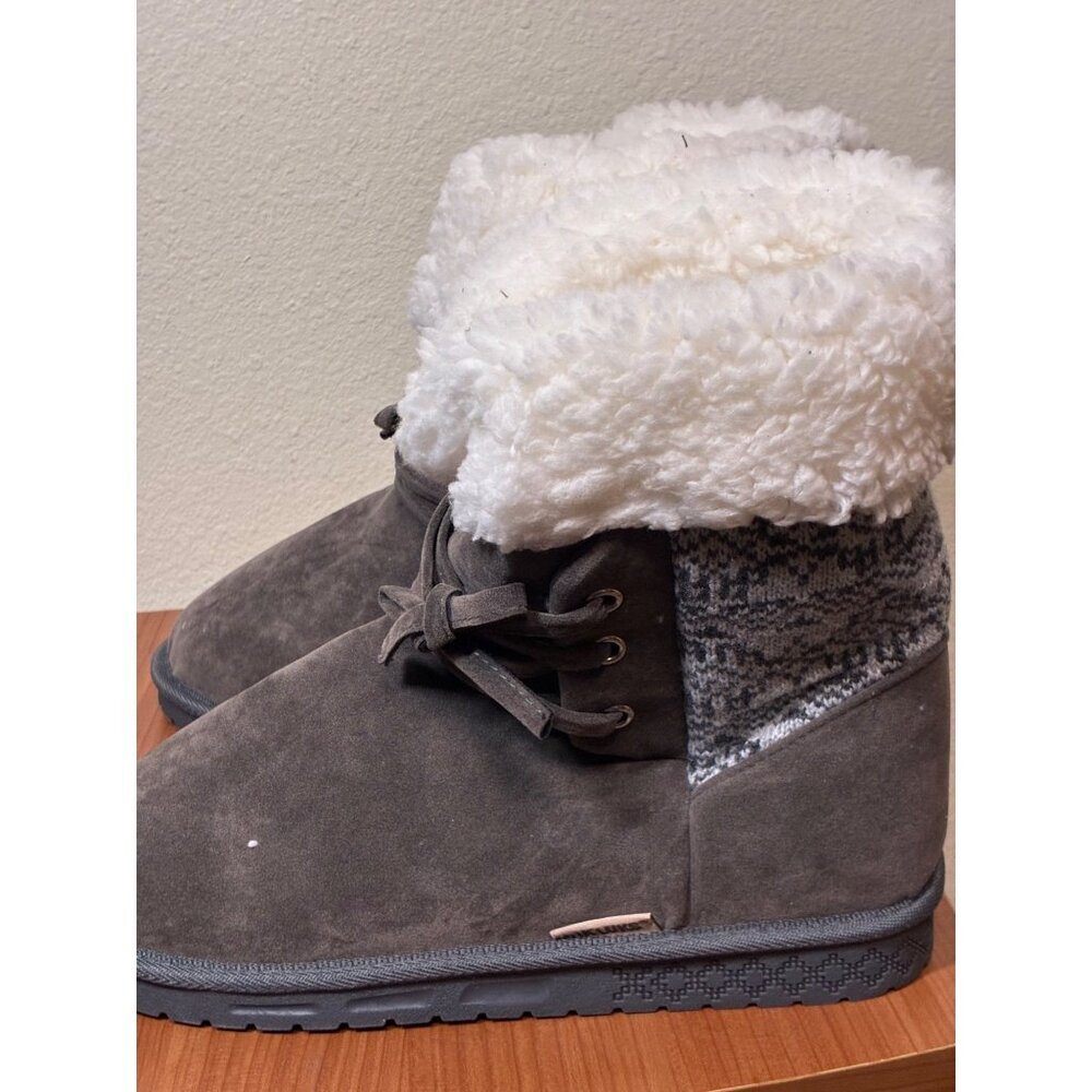 NWT Muk Luks Winter Boots Gray Flat Size 10 Wide Women's - Picture 5 of 7